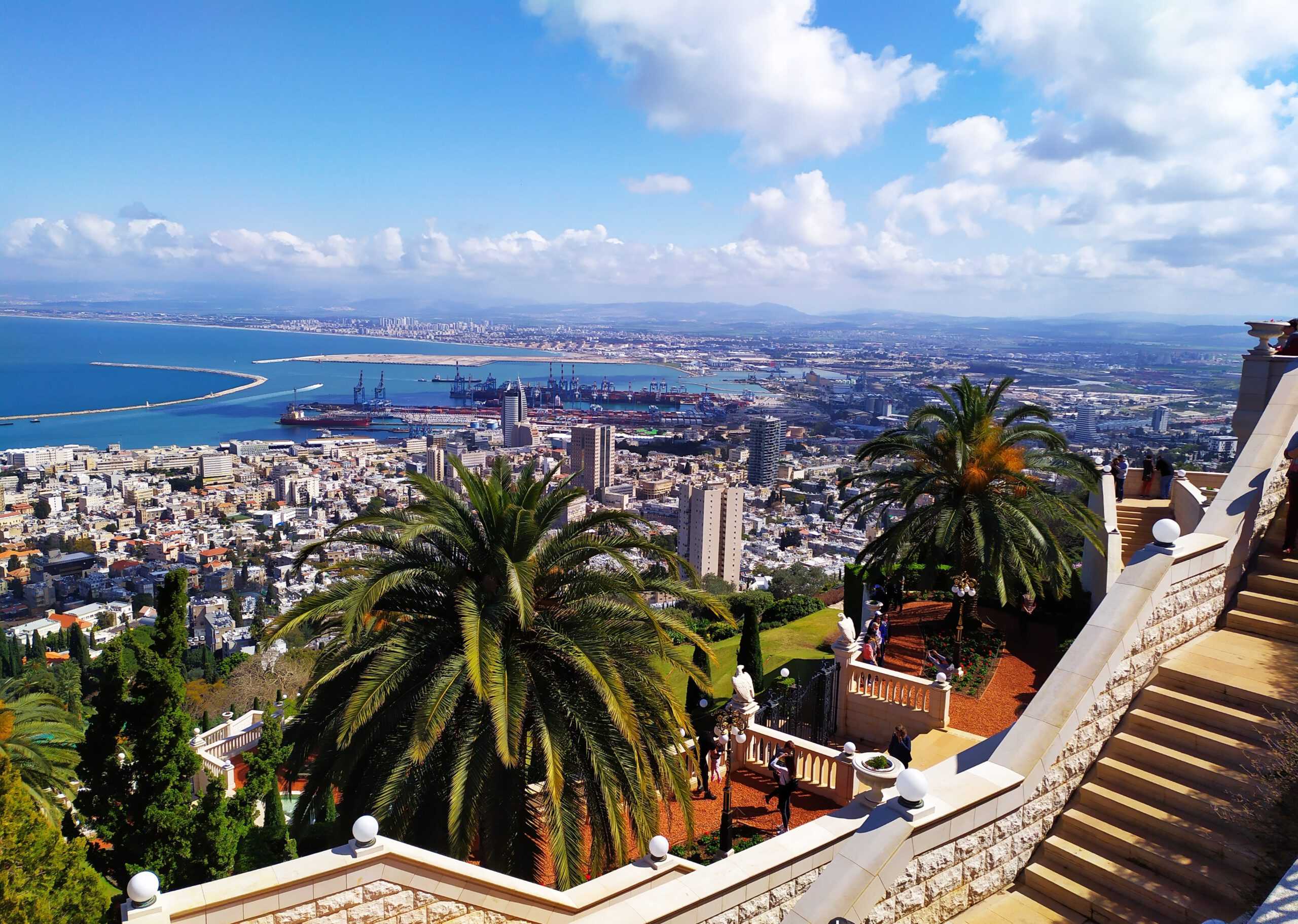 Attractions in Haifa for free, Bahai gardens in Haifa